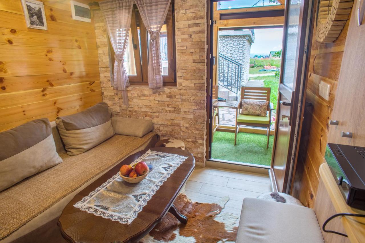 Lux Bungalow Žabljak エクステリア 写真