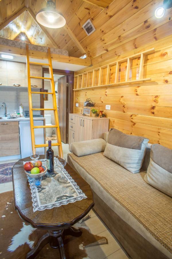 Lux Bungalow Žabljak エクステリア 写真