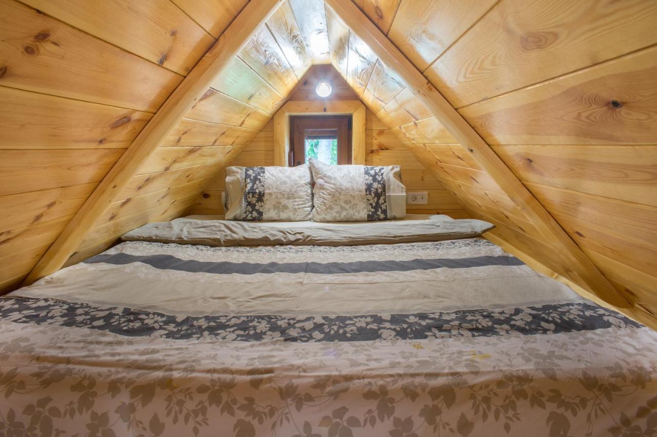 Lux Bungalow Žabljak エクステリア 写真